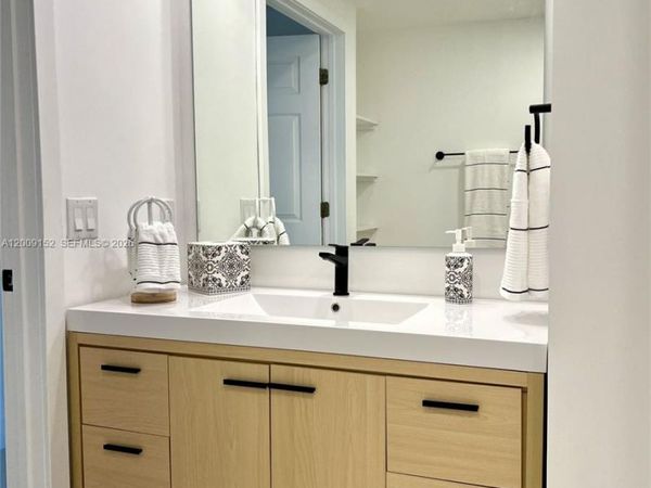 3500 Coral Way , Unit 1102, Miami, FL 33145