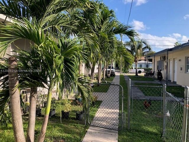 471 SW 10th St , Unit 5, Miami, FL 33130 Photo