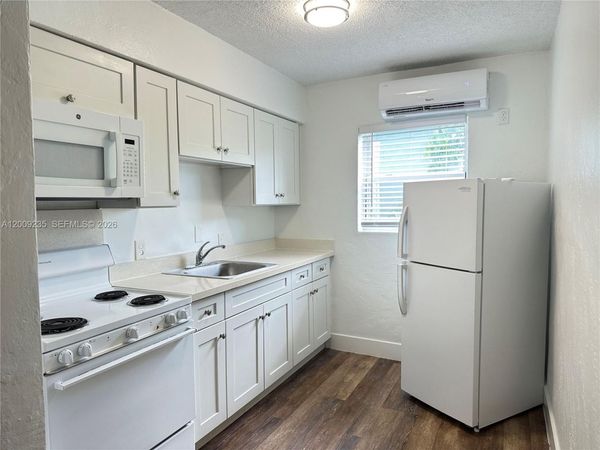1821 Thomas St , Unit 5, Hollywood, FL 33020