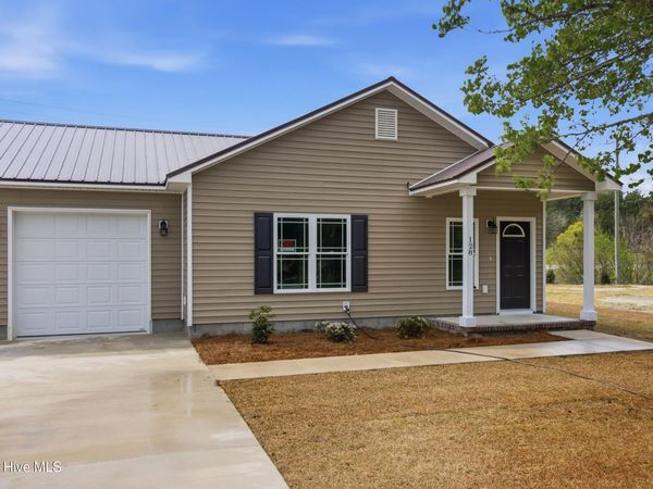 128 Macdonald Boulevard , Havelock, NC 28532