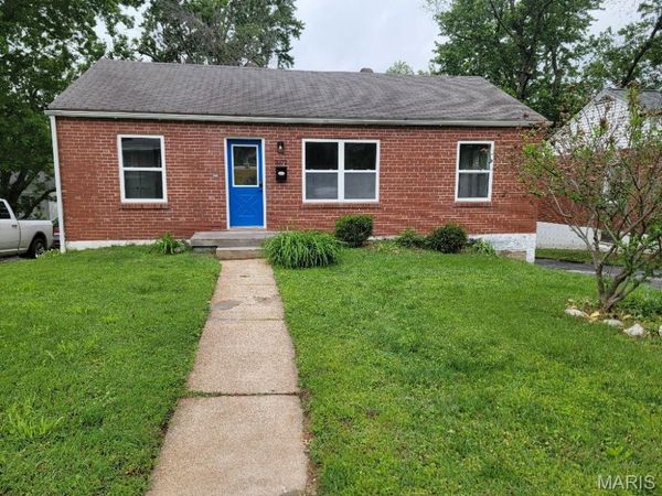 3571 Wright Avenue, St Ann, MO 63074