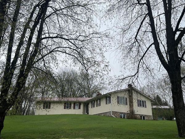 2114 Jannsen Court, Menomonie, WI 54751