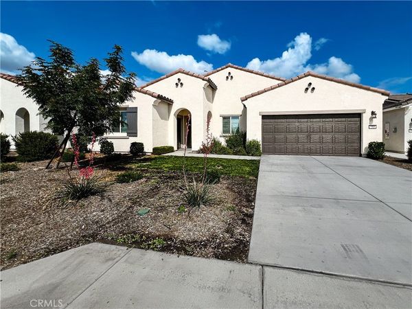 7318 Chetco River, Bakersfield, CA 93311