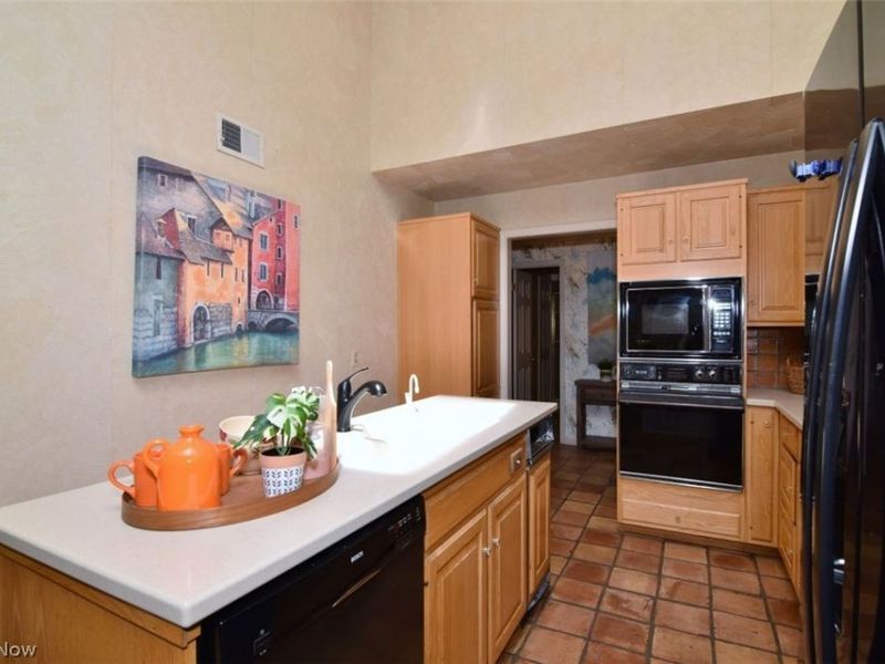 3835 #C1 Acorn Trail, Orange, OH 44022 Photo 8