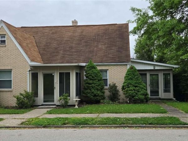 156 Oakland Ave , Uniontown, PA 15401