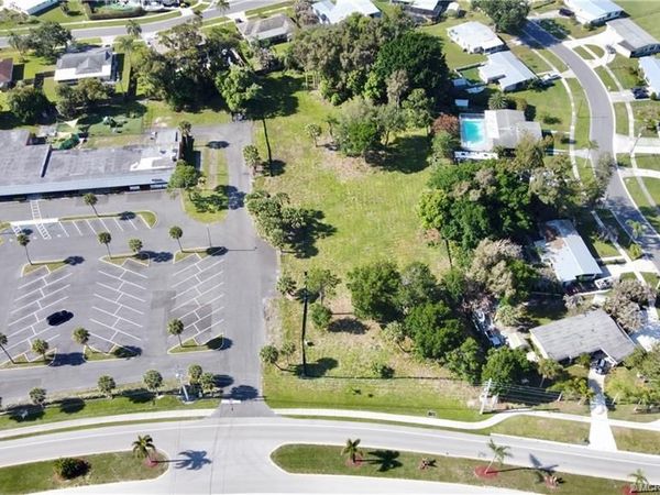 2767 SE Morningside Boulevard, Port St Lucie, FL 34952