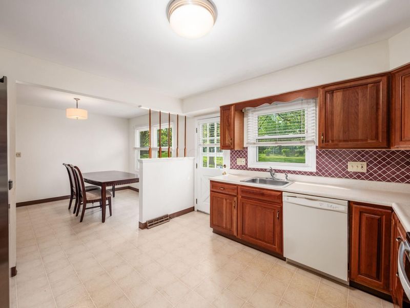 5657 Flintlock Lane , Columbus, OH 43213 Photo 14