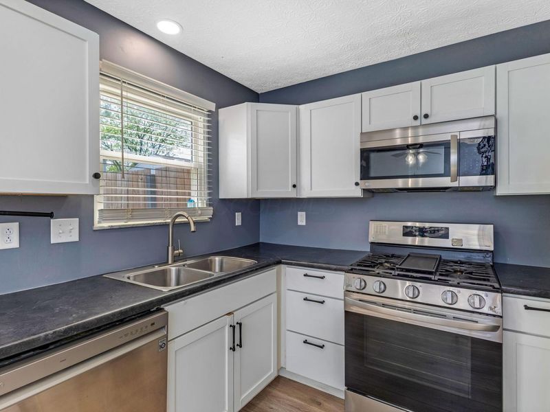 889 Noddymill Lane E, Unit 33C, Columbus, OH 43085 Photo 13
