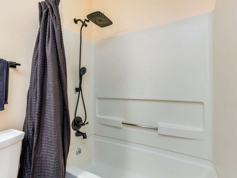 889 Noddymill Lane E, Unit 33C, Columbus, OH 43085 Photo 26