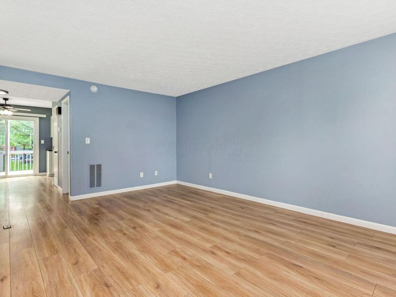 889 Noddymill Lane E, Unit 33C, Columbus, OH 43085 Photo 5