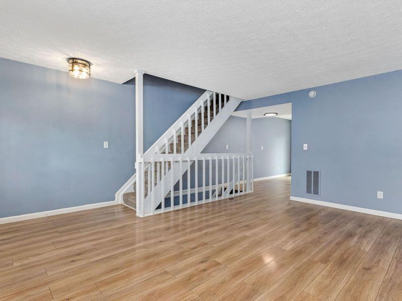 889 Noddymill Lane E, Unit 33C, Columbus, OH 43085 Photo 6