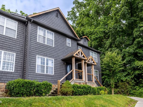 1440 William Holt Boulevard, Sevierville, TN 37862