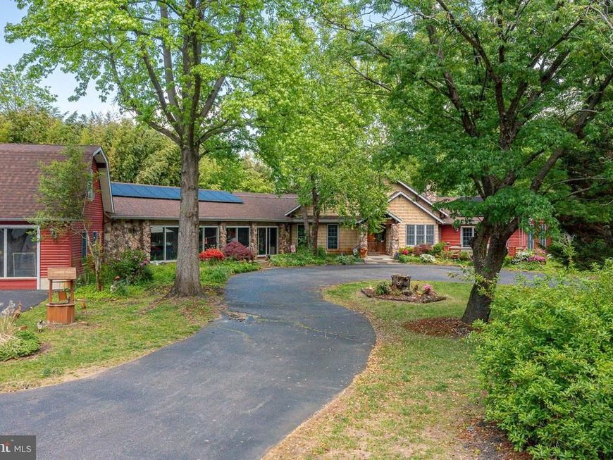 309 Creek Road, Moorestown, NJ 08057 Main Photo