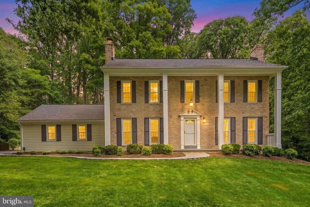11906 PARADISE LANE, OAK HILL, VA 20171