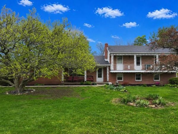 2565 Peterson Rd, Mansfield, OH 44903