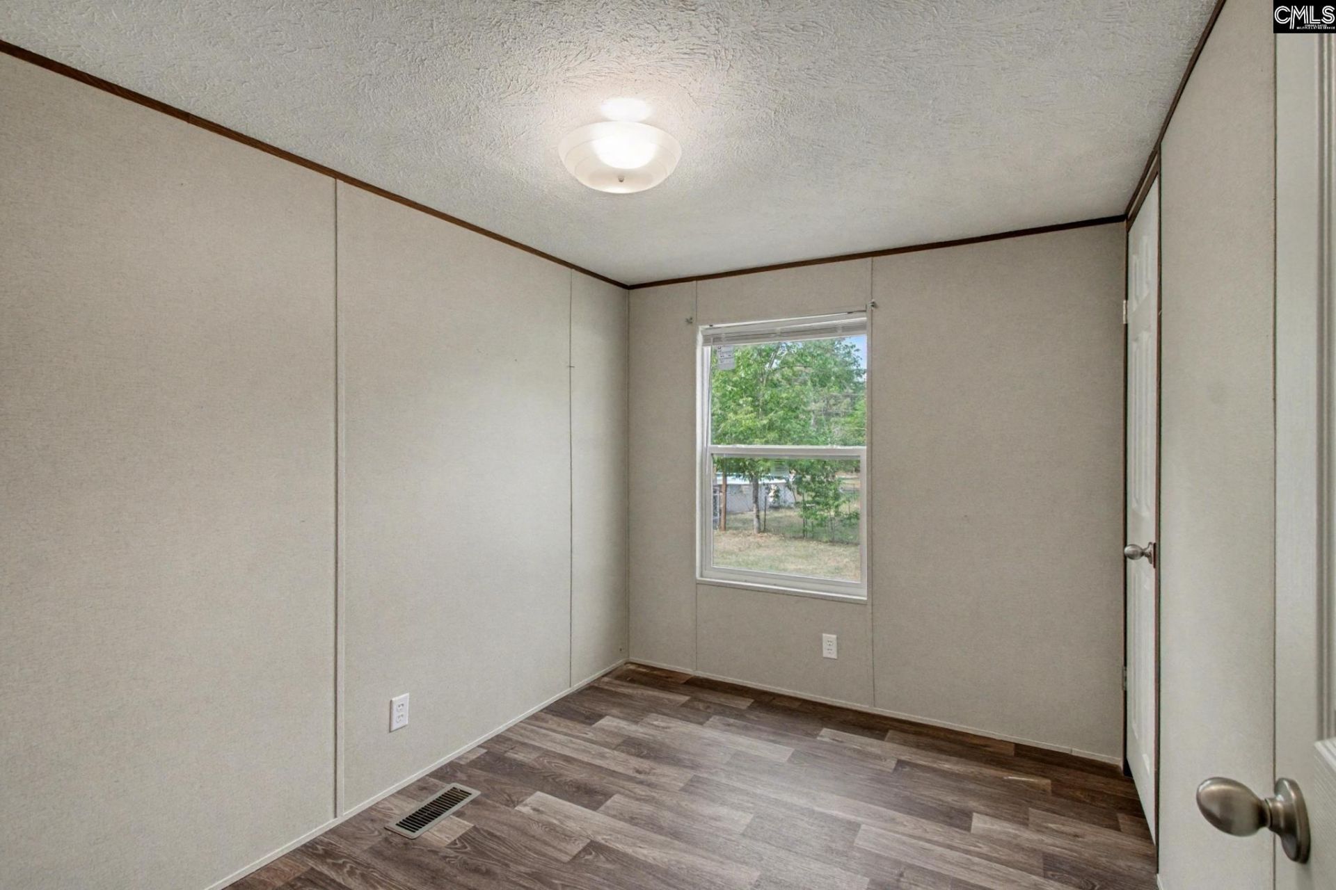 517 Glenn Street Photo 13