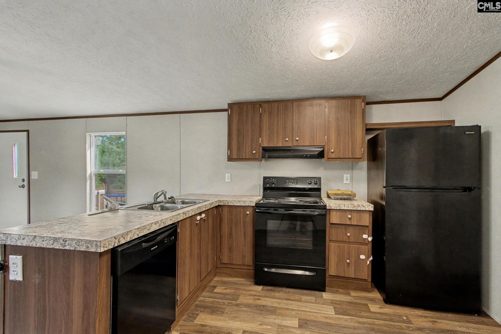 517 Glenn Street Photo 24