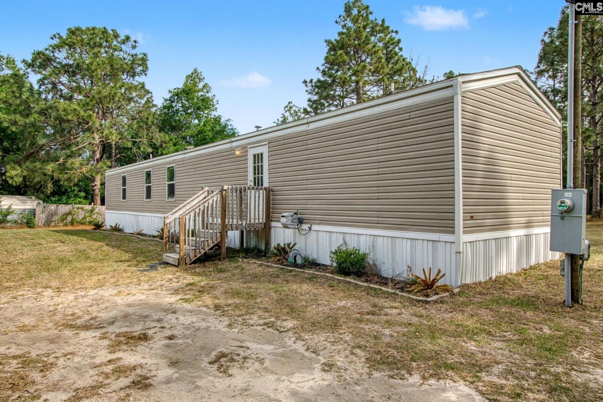 517 Glenn Street Photo 4