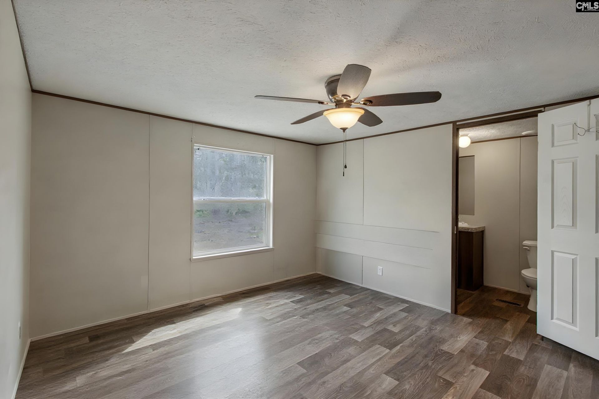 517 Glenn Street Photo 8