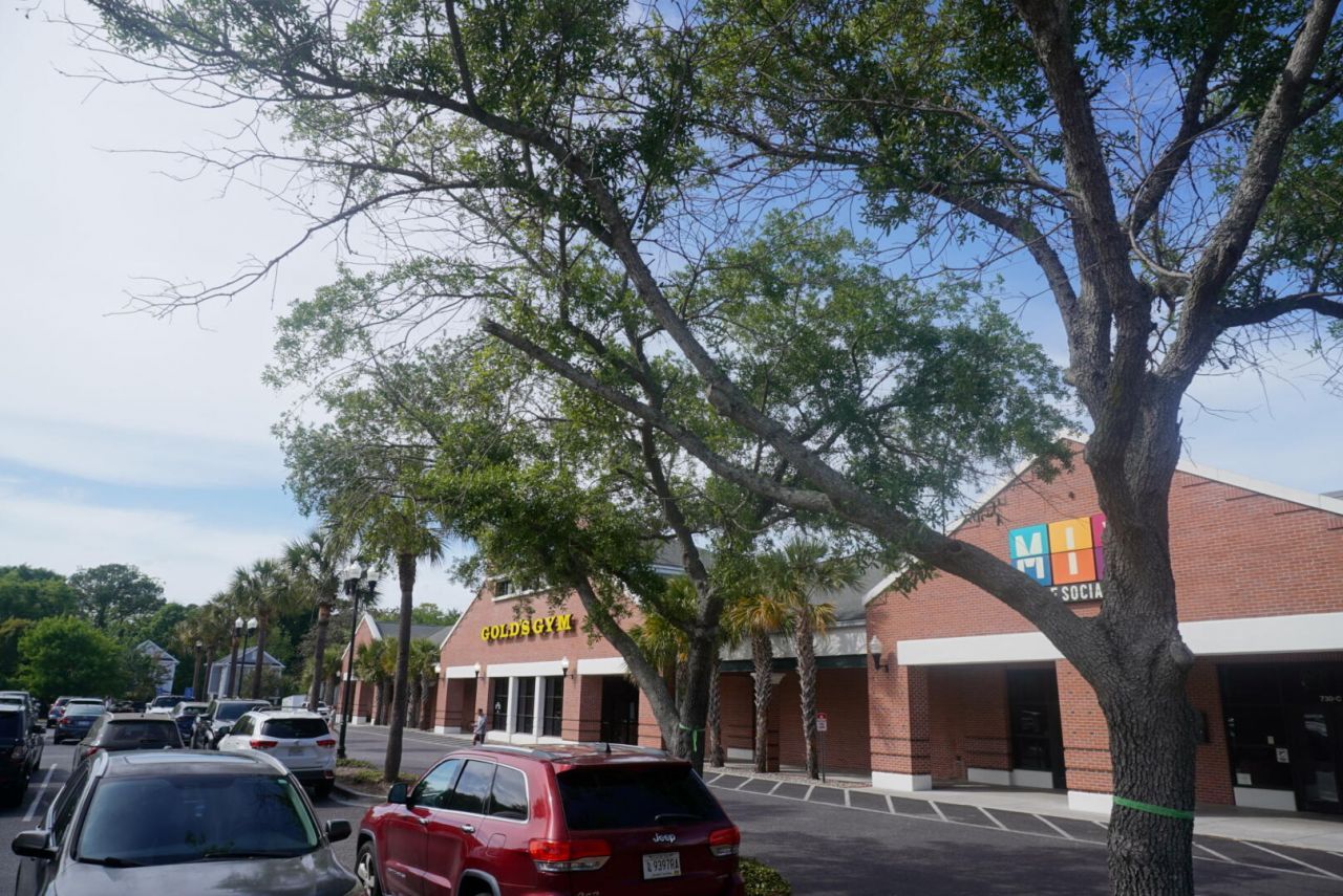 730 Coleman Boulevard  Photo 4