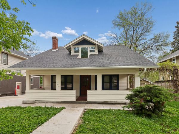 683 35th Street, Des Moines, IA 50312