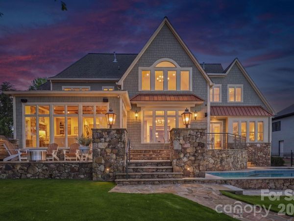 3900 Channel Pointe Lane, Denver, NC 28037