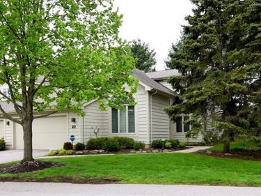 22 Waterford Lane, Beachwood, OH 44122