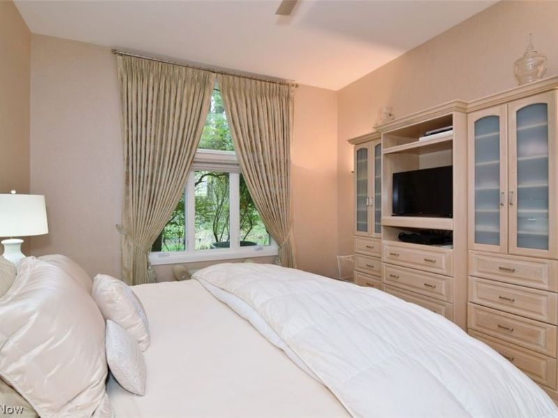 22 Waterford Lane, Beachwood, OH 44122 Photo 20