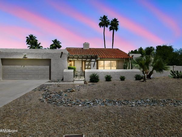 4242 E SHEENA Drive, Phoenix, AZ 85032