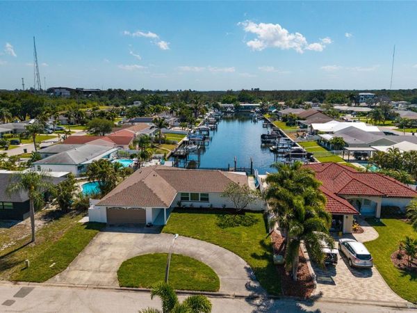 9773 1ST STREET NE, ST PETERSBURG, FL 33702