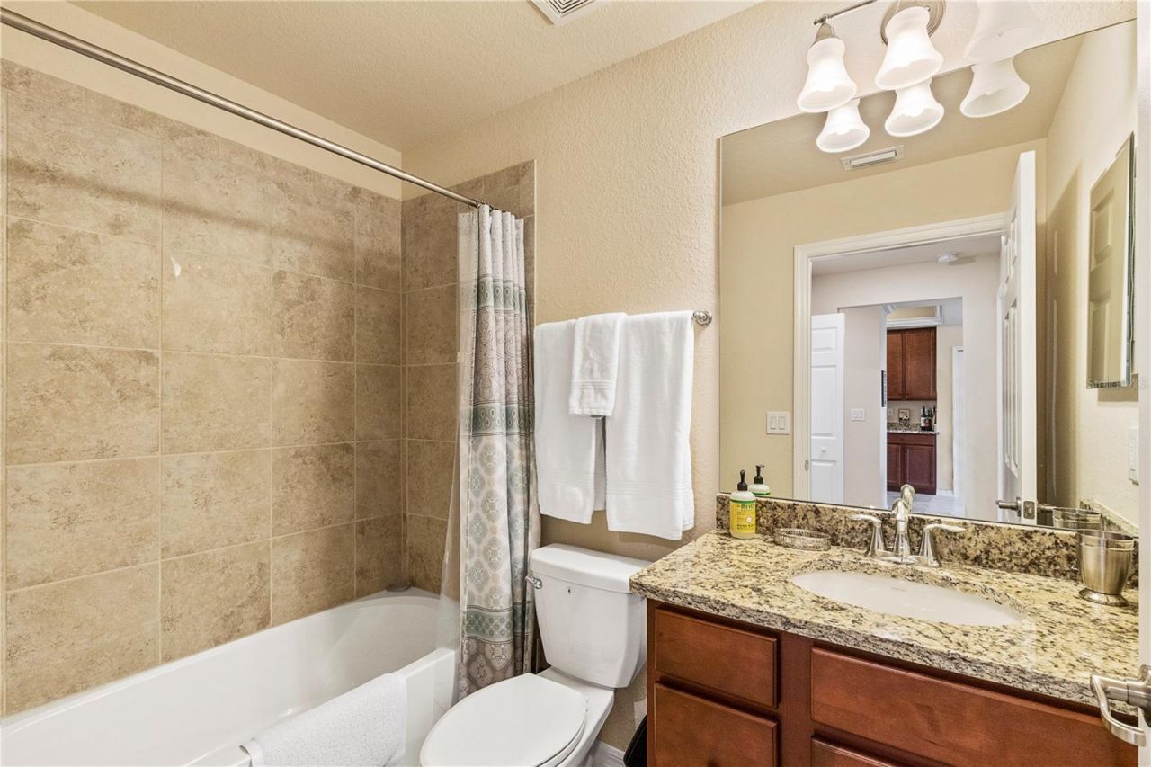 5558 Palmer Circle, Unit 105, Bradenton, FL 34211 Photo