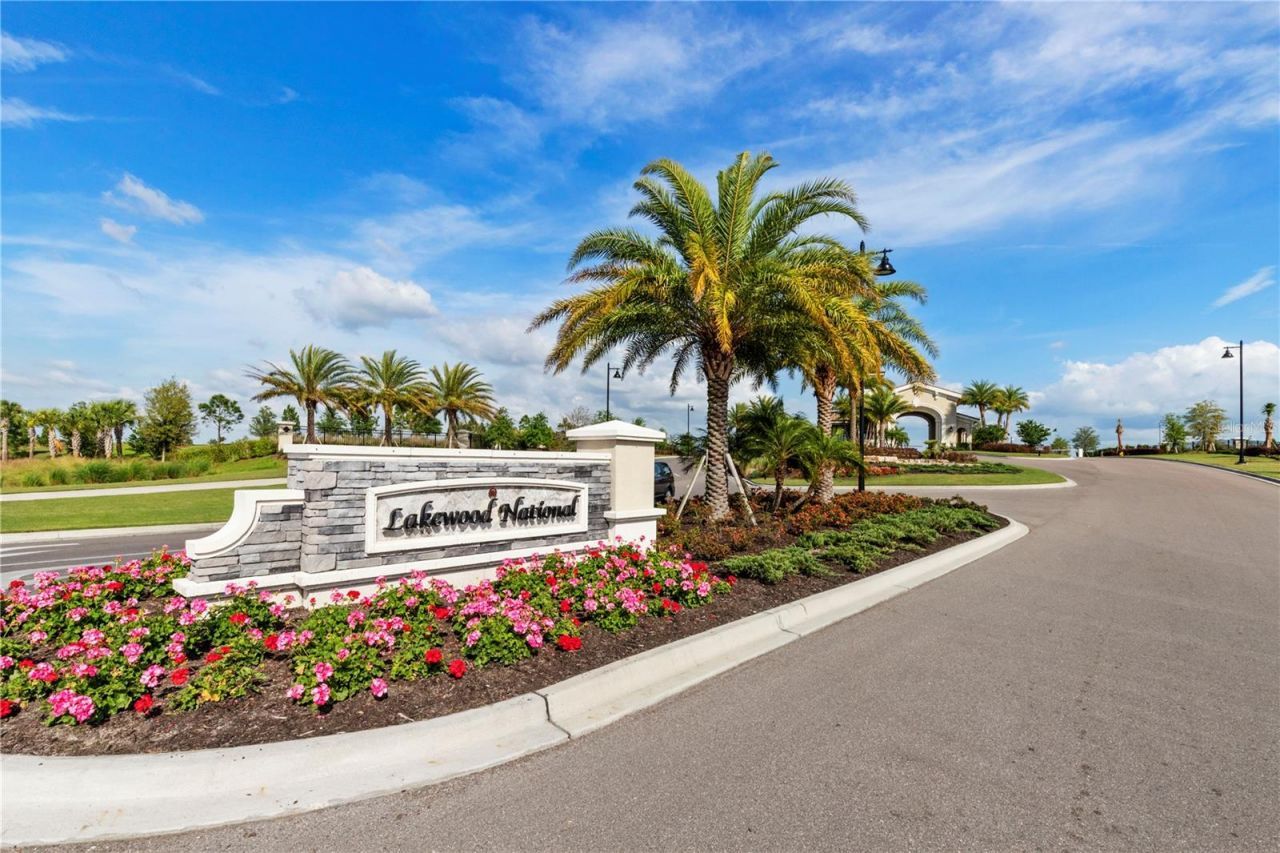 5558 Palmer Circle, Unit 105, Bradenton, FL 34211 Photo