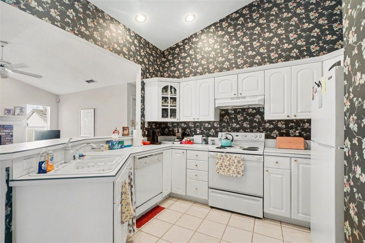 1670 E Spring Ridge Circle , Winter Garden, FL 34787 Photo