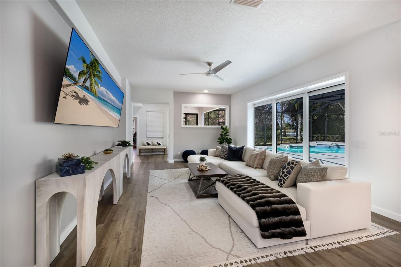 8009 Royal Birkdale Circle, Lakewood Ranch, FL 34202 Photo