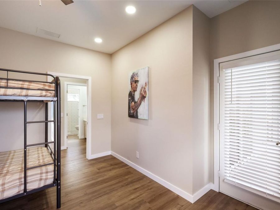 Property Image 62