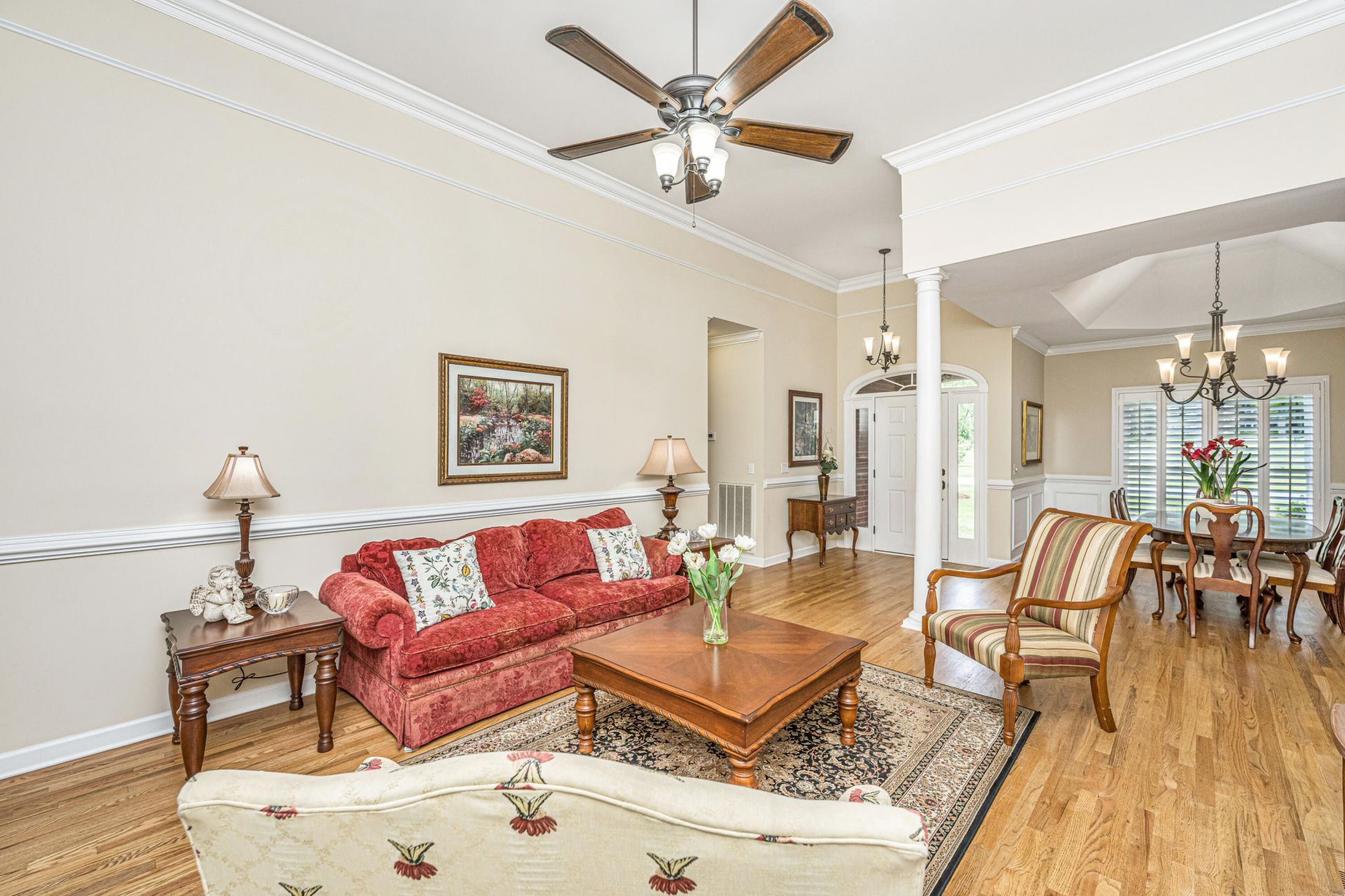 8608 Timbermarsh Lane Photo 11