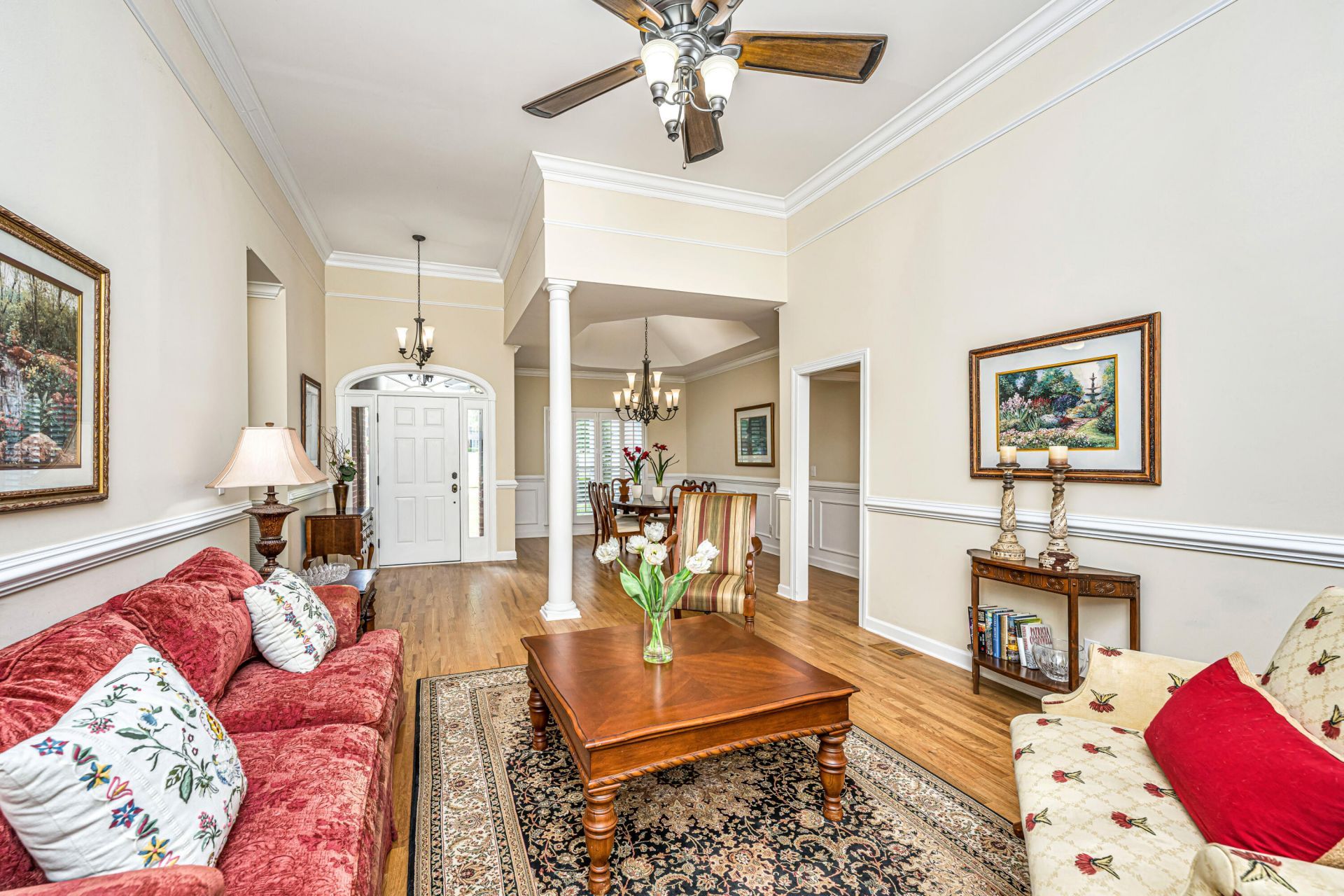 8608 Timbermarsh Lane Photo 12