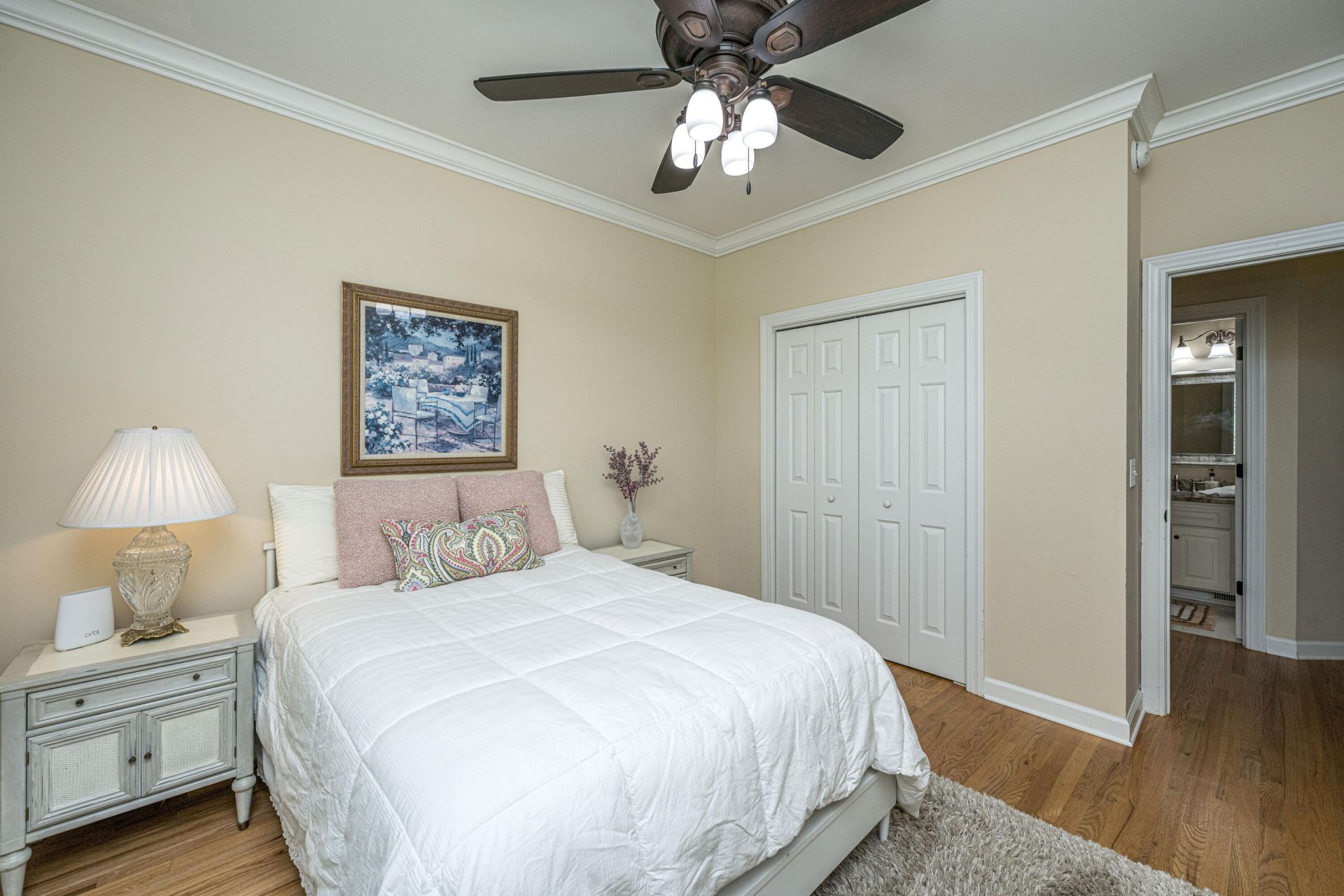 8608 Timbermarsh Lane Photo 36