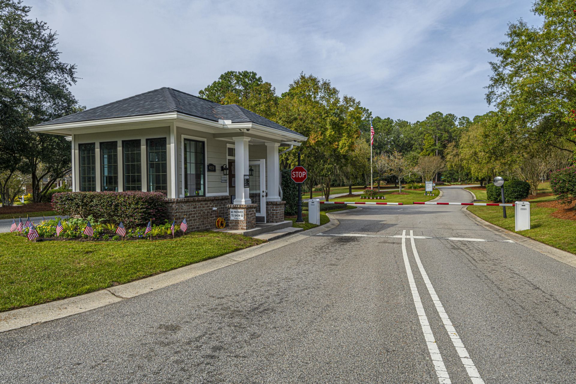 8608 Timbermarsh Lane Photo 73
