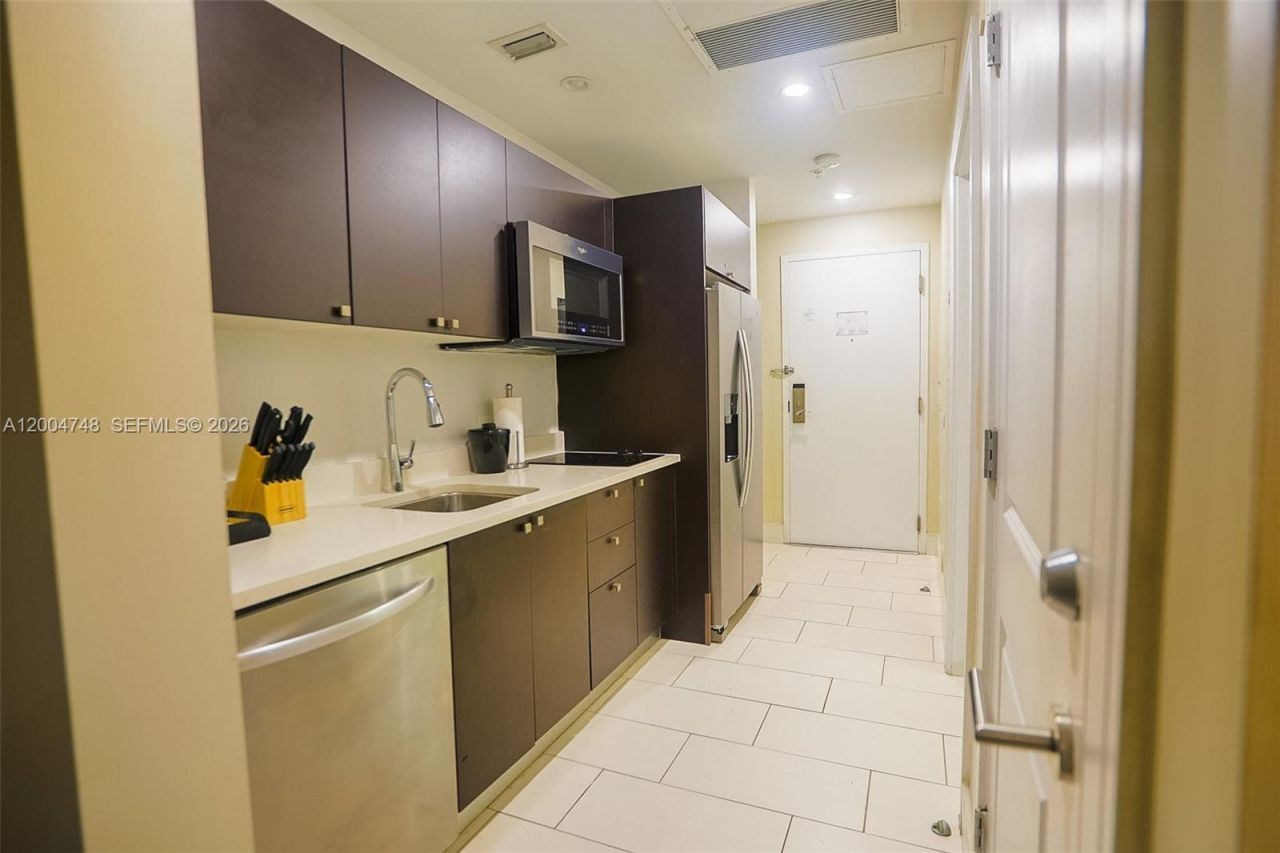 5300 NW 87th Ave , Unit 311, Doral, FL 33178 Photo