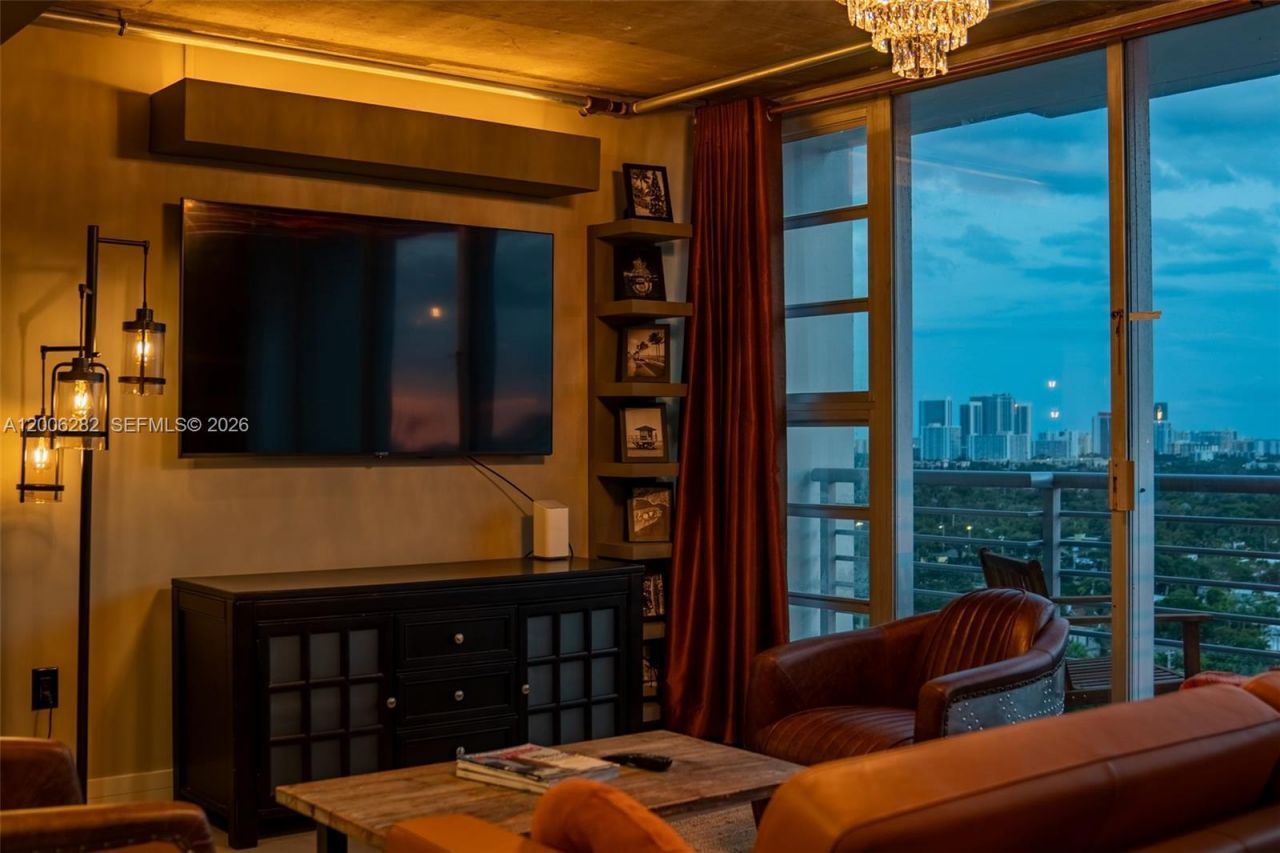 1720 Harrison St , Unit 1725, Hollywood, FL 33020 Photo