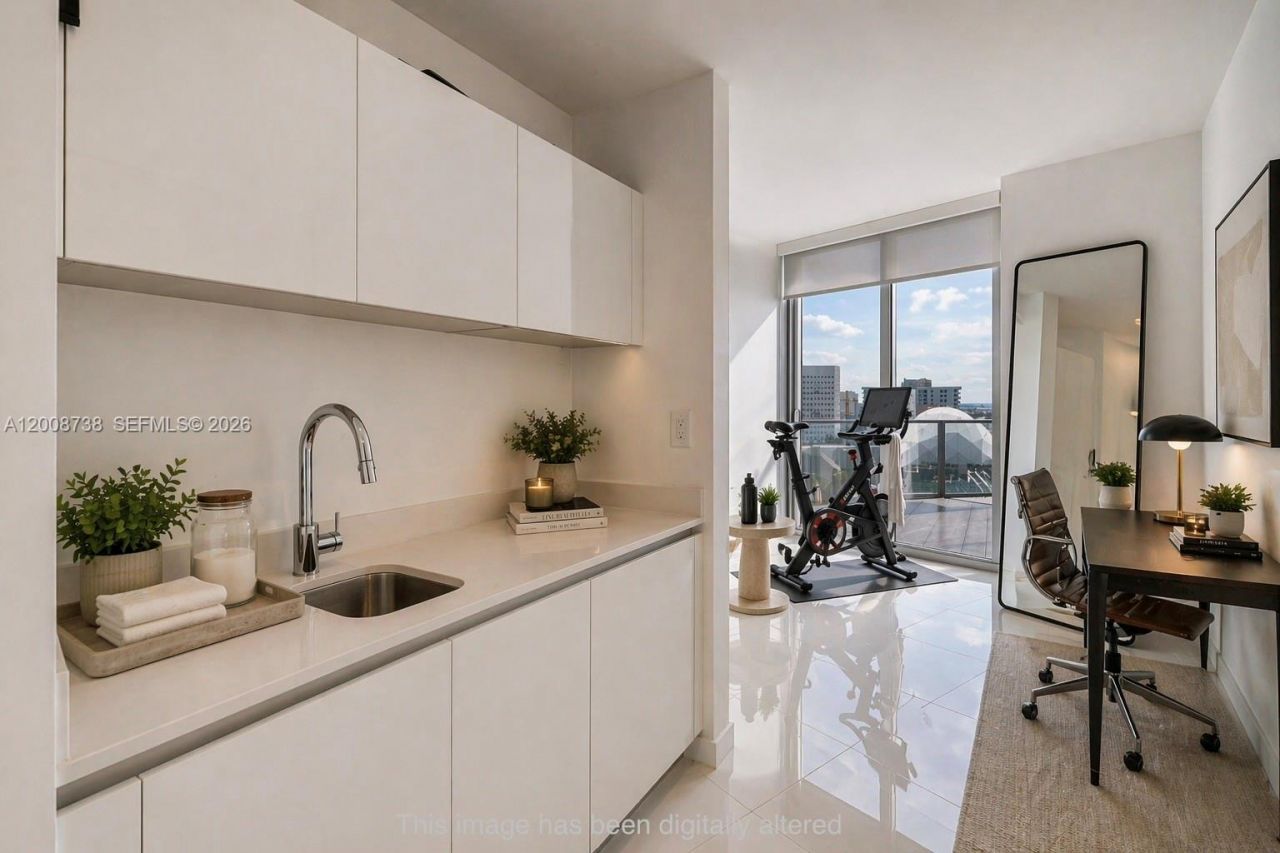 851 NE 1st Ave , Unit 1412, Miami, FL 33132 Photo