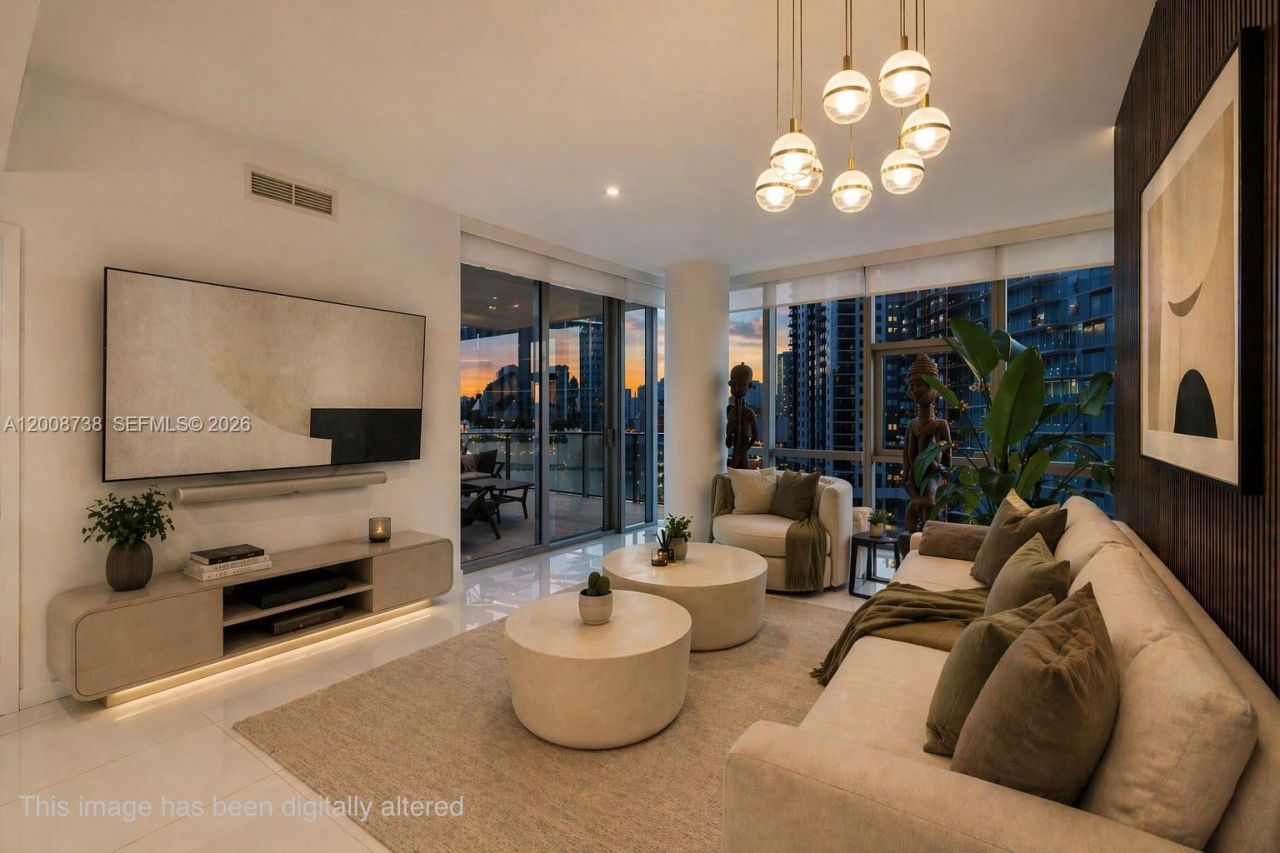 851 NE 1st Ave , Unit 1412, Miami, FL 33132 Photo