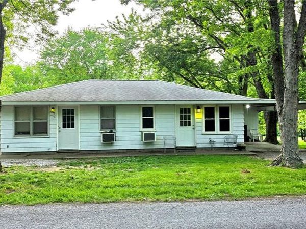 6997 Apple Lane , Carbondale, IL 62902