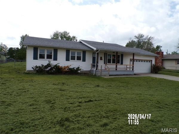 318 Farmers Lane , Lebanon, MO 65536