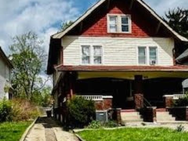 769/771 Work Drive, Akron, OH 44320 Photo 3