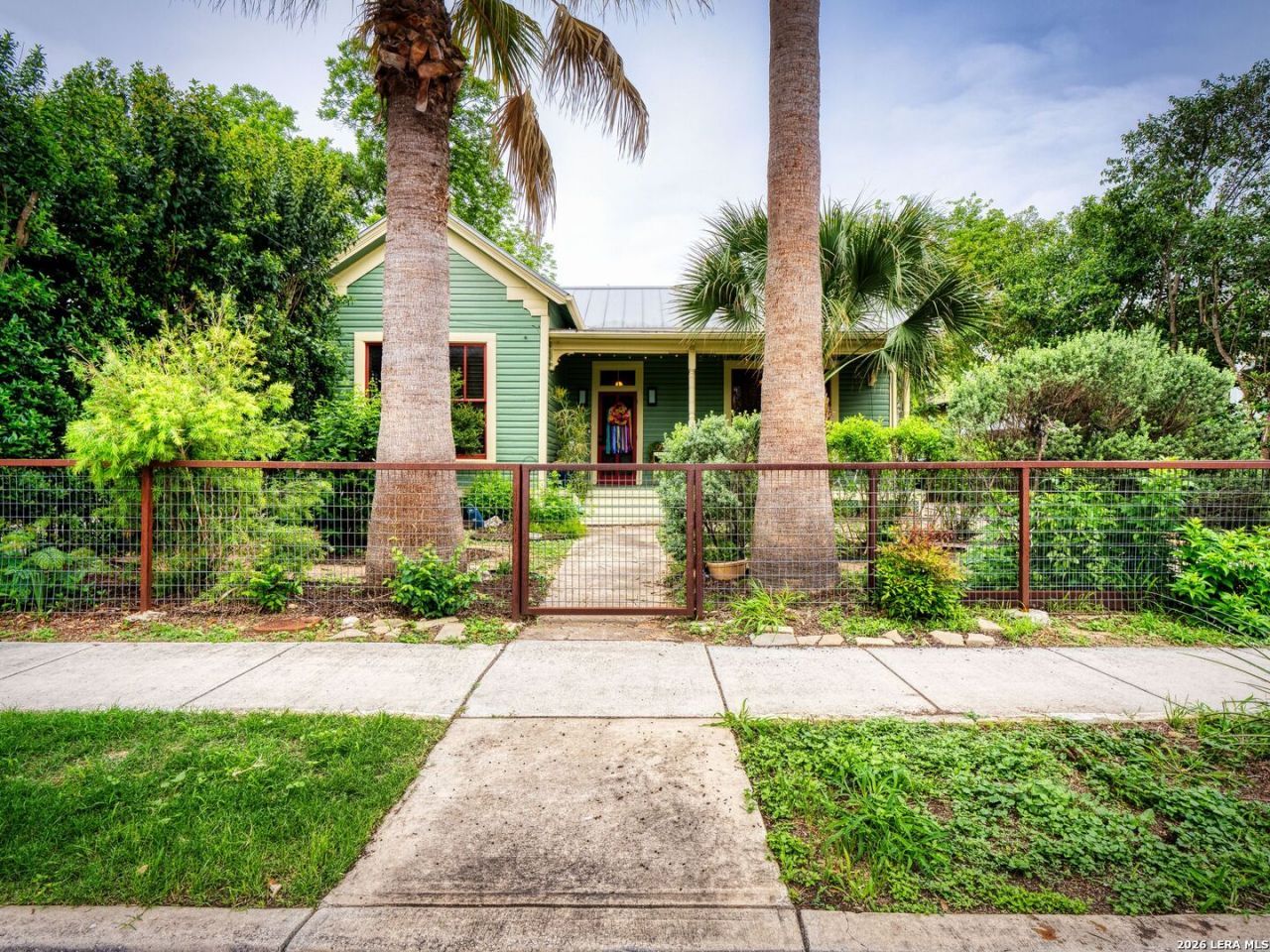 213 Sadie Street, San Antonio, TX 78210 Main Photo