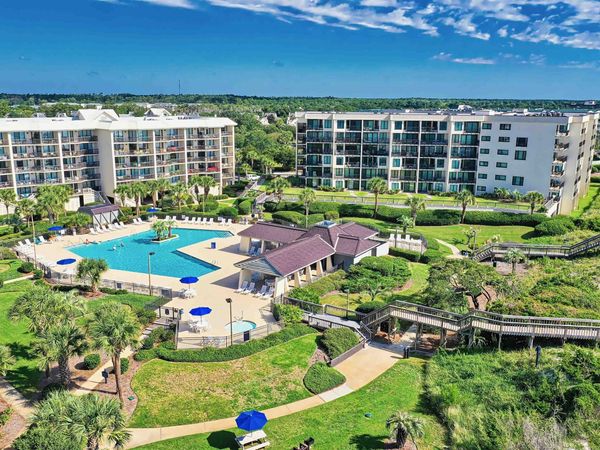 669 4-E Retreat Beach Circle, Pawleys Island, SC 29585