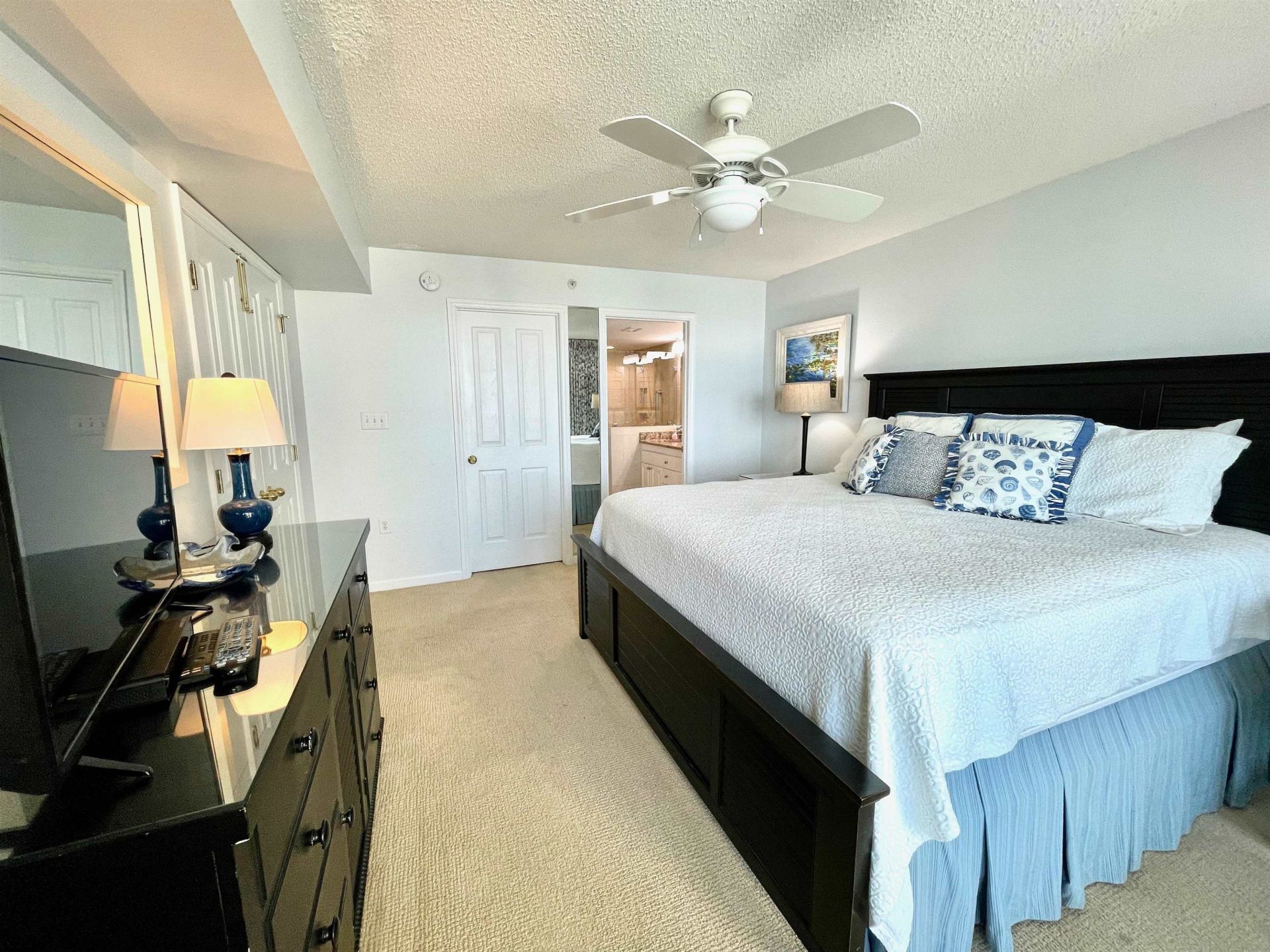 669 4-e Retreat Beach Circle Photo 16