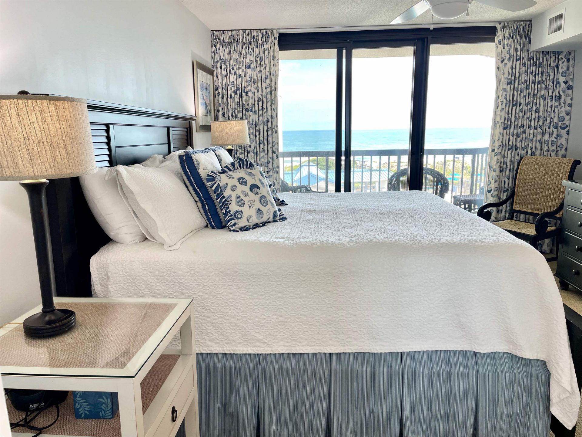 669 4-e Retreat Beach Circle Photo 18